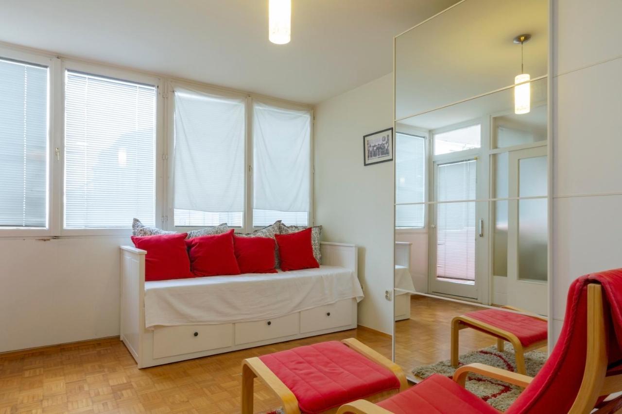 Atelier Apartment Пула Екстериор снимка